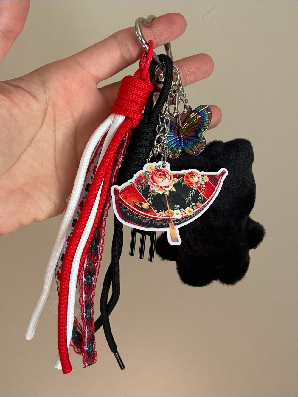 Halloween Hello Kitty Skeleton Plush Keychain Bag Charm - Picture 3 of 3